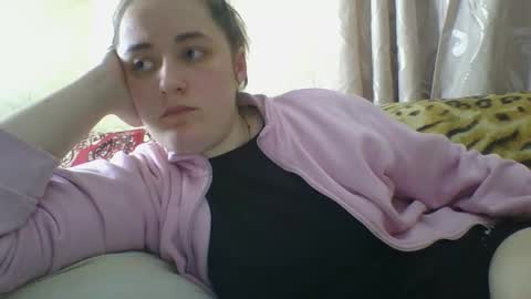 skyressie333 online show from April 20, 2026, 6:53 pm