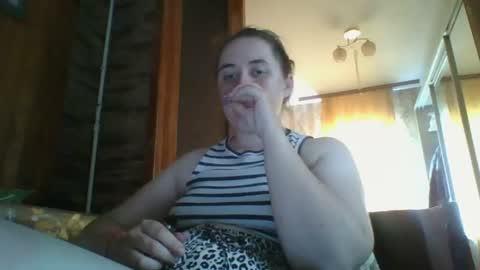 Snapshot of skyressie333 chatting on June 28, 2026, 5:19 pm skyressie333 online show from June 28, 2026, 5:19 pm