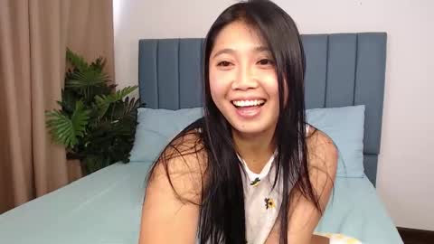 Snapshot of skytime96 chatting on December 22, 2025, 3:47 am Sky online show from December 22, 2025, 3:47 am