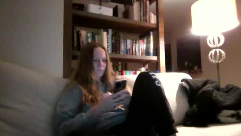 Sky Winters online show from October 18, 2025, 2:47 am