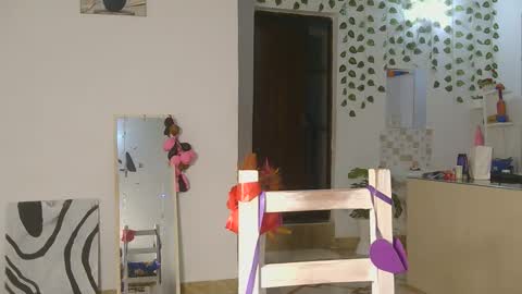 Bella online show from November 2, 2025, 12:46 am