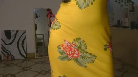 Bella online show from November 14, 2025, 1:48 am