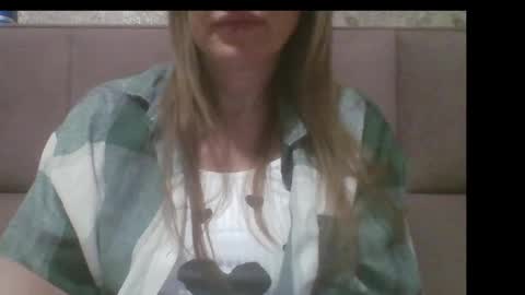 Sladkiegubki online show from September 27, 2025, 11:21 pm