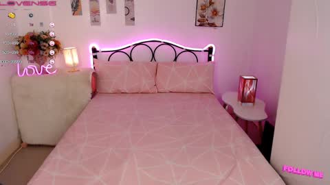 Snapshot of slave_amanda69 chatting on February 26, 2025, 2:48 am Queen Cyrine online show from February 26, 2025, 2:48 am