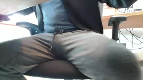 slave_bitch_boy online show from May 19, 2026, 7:37 am