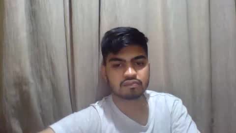 Snapshot of slavesj18 chatting on September 27, 2025, 6:02 pm Add me on hangout sjcool1998 online show from September 27, 2025, 6:02 pm