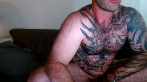 Snapshot of slayerdime85 chatting on July 10, 2026, 1:32 am slayerdime85 online show from July 10, 2026, 1:32 am