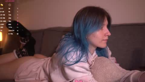 Sonya online show from February 8, 2026, 9:51 pm