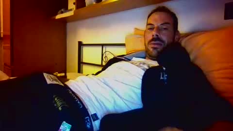 slevin online show from April 7, 2026, 10:42 pm