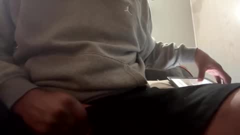 slick2285 online show from October 21, 2025, 7:42 am