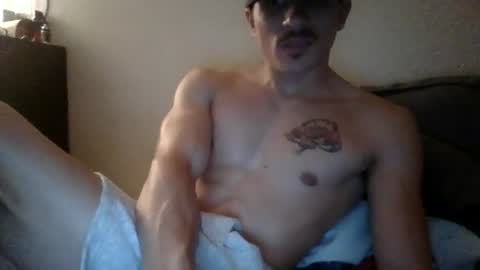 Snapshot of slickestry13 chatting on August 3, 2026, 8:02 am slickestry13 online show from August 3, 2026, 8:02 am