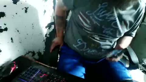 Snapshot of slickwill2391 chatting on June 10, 2026, 7:13 pm slickwill2391 online show from June 10, 2026, 7:13 pm