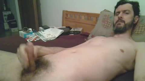Snapshot of slim38 chatting on April 19, 2026, 3:28 am Alin online show from April 19, 2026, 3:28 am