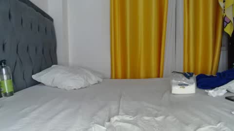 Snapshot of slim_africanha chatting on February 14, 2025, 1:18 pm slim_africanha online show from February 14, 2025, 1:18 pm