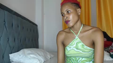 Snapshot of slim_africanha chatting on February 16, 2025, 11:27 am slim_africanha online show from February 16, 2025, 11:27 am