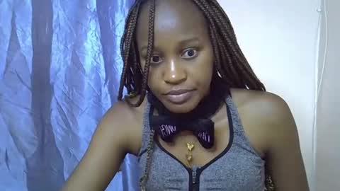 Alicia online show from December 5, 2025, 2:31 am