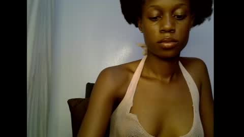 Snapshot of slim_candy12 chatting on May 31, 2026, 7:59 am Lily online show from May 31, 2026, 7:59 am