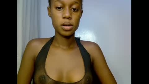 Snapshot of slim_candy12 chatting on June 29, 2026, 8:09 am Lily online show from June 29, 2026, 8:09 am