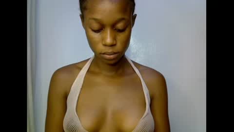 Snapshot of slim_candy12 chatting on July 7, 2026, 7:09 am Lily online show from July 7, 2026, 7:09 am