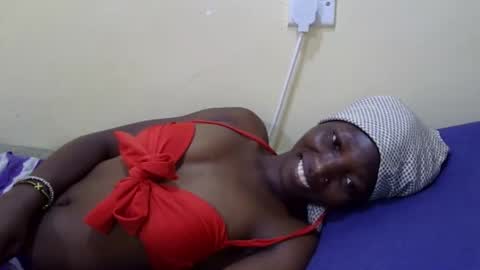 Snapshot of slim_kiteey chatting on October 25, 2025, 7:16 am slim_kiteey online show from October 25, 2025, 7:16 am
