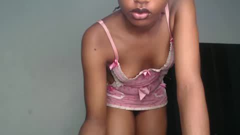 perry online show from March 25, 2026, 10:32 am