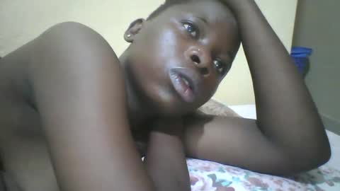 slim_petite_ebony online show from January 23, 2025, 1:41 am
