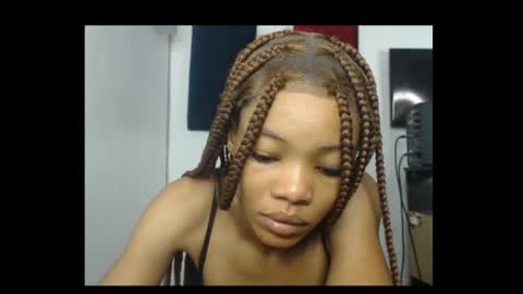 Snapshot of slim_queen2 chatting on August 3, 2026, 7:51 am Slim queen2 online show from August 3, 2026, 7:51 am