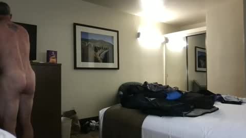 Slim SoCal online show from April 16, 2026, 4:35 am