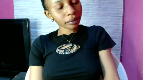 Snapshot of slimass31 chatting on July 1, 2026, 12:12 am slimass31 online show from July 1, 2026, 12:12 am