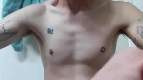 Snapshot of slimjpickin chatting on January 17, 2025, 3:43 pm slimjpickin online show from January 17, 2025, 3:43 pm