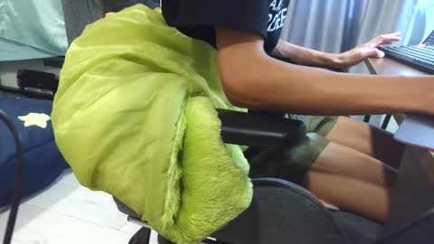 Snapshot of slimslimxxx chatting on April 11, 2026, 8:18 am slimslimxxx online show from April 11, 2026, 8:18 am