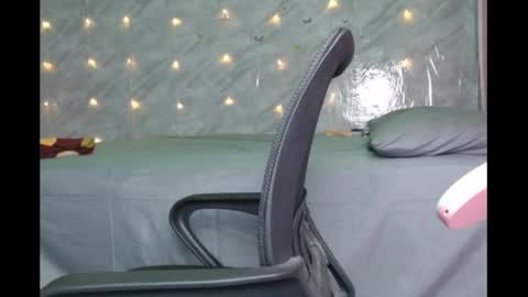 slimzyx online show from December 25, 2024, 7:14 am