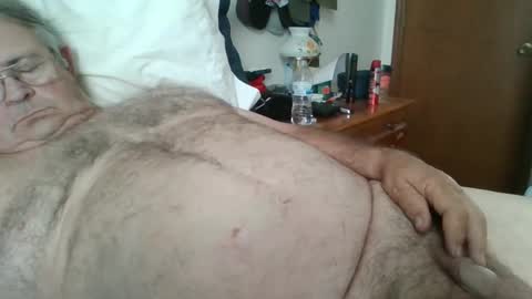 Snapshot of slippery_duck chatting on October 11, 2025, 5:11 pm slippery_duck online show from October 11, 2025, 5:11 pm