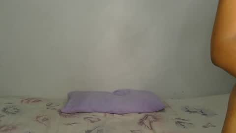 slipperylipsx online show from May 31, 2026, 6:31 pm