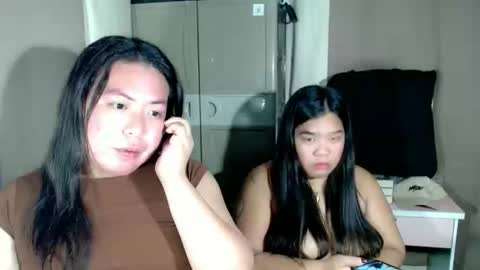 Snapshot of slut_mama chatting on March 11, 2026, 12:38 am Zien online show from March 11, 2026, 12:38 am