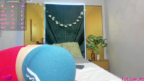 Paola  online show from December 20, 2024, 3:21 pm