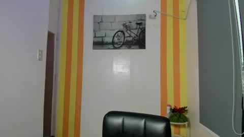 Snapshot of slut_stella69 chatting on February 14, 2026, 8:11 am STELLA online show from February 14, 2026, 8:11 am