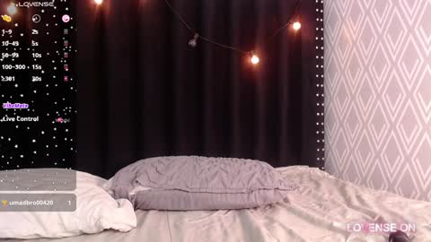 Snapshot of slutlittlecamila chatting on December 15, 2024, 12:38 pm CAMILA online show from December 15, 2024, 12:38 pm