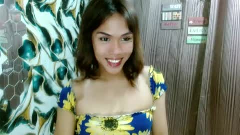 Snapshot of slutqueen_raz chatting on July 3, 2026, 2:56 pm Raz online show from July 3, 2026, 2:56 pm