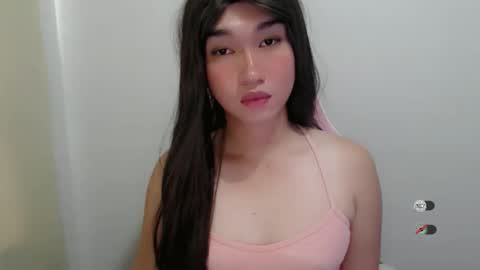 FRANCINE online show from November 11, 2025, 6:02 am