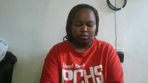 Snapshot of slutty_shan chatting on October 28, 2025, 8:18 am slutty_shan online show from October 28, 2025, 8:18 am