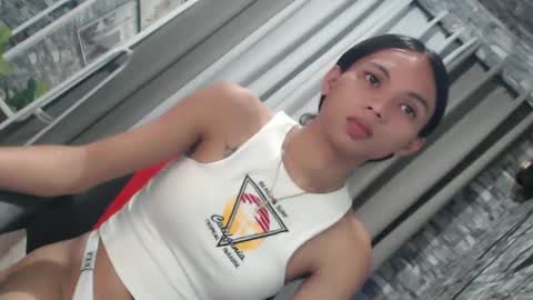 CHIE CHIE online show from February 26, 2025, 10:31 pm