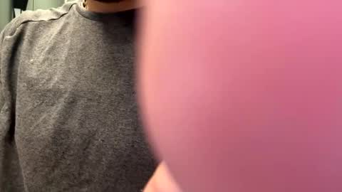 Snapshot of sluttygoodboy25 chatting on December 7, 2024, 4:14 pm sluttygoodboy25 online show from December 7, 2024, 4:14 pm