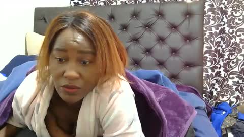 Snapshot of sluttylaura18 chatting on June 9, 2026, 10:05 am sluttylaura18 online show from June 9, 2026, 10:05 am