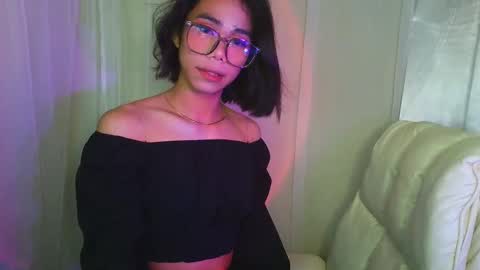 sluttypatotie online show from September 22, 2025, 4:31 pm