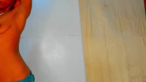 Sexyslutt online show from December 17, 2025, 11:05 am