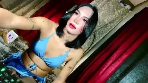 Snapshot of slutxcums_martel69 chatting on September 16, 2025, 2:01 am slutxcums_martel69 online show from September 16, 2025, 2:01 am