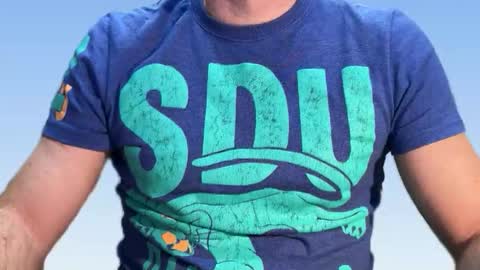 slvbcn75 online show from February 15, 2026, 9:33 pm