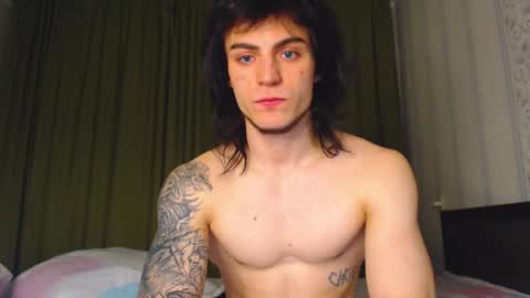 Gus online show from November 24, 2025, 4:07 pm