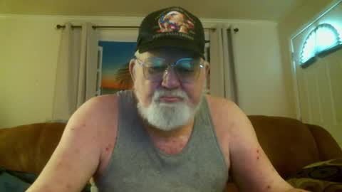 Slydevil online show from November 18, 2025, 4:55 pm